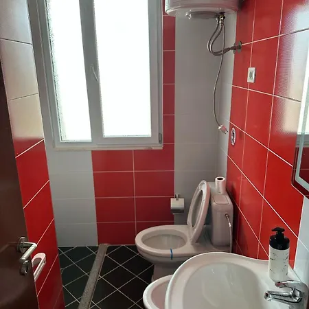 First Row Apartment Vlorë